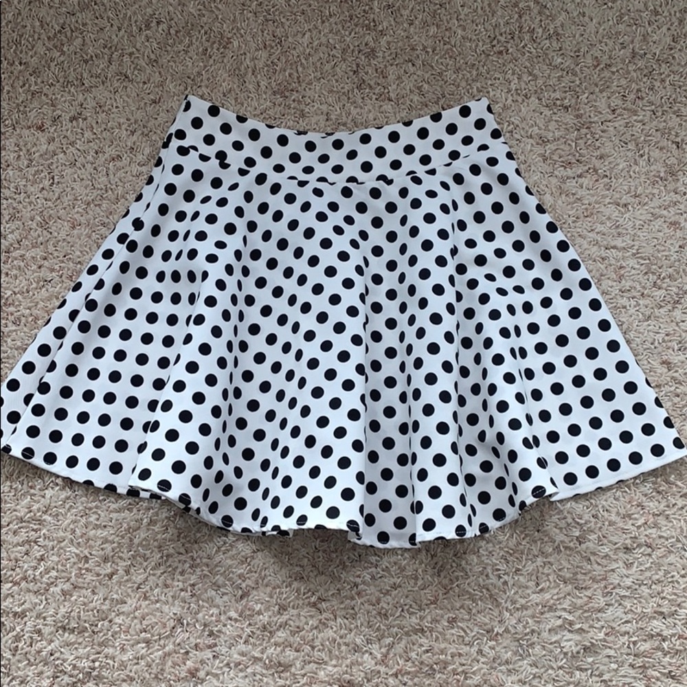Polka dot flirty skirt💖